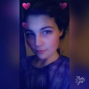 Meet your Posher, Alyssa